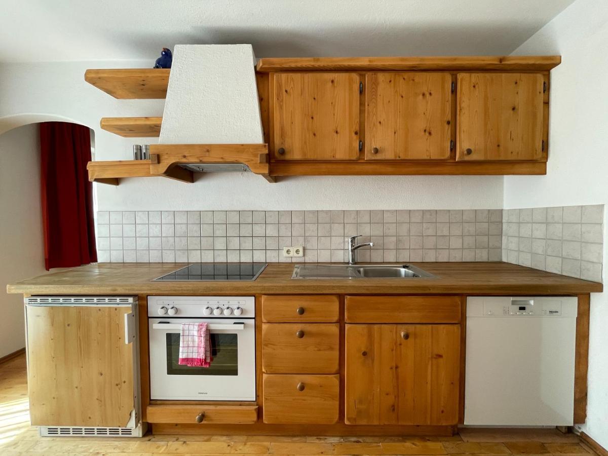 ניוסטיפט אים סטובאיטל Ferienwohnung Zita Weber מראה חיצוני תמונה