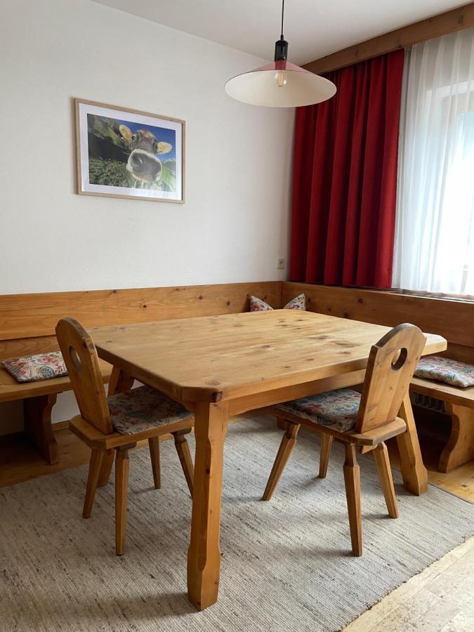 ניוסטיפט אים סטובאיטל Ferienwohnung Zita Weber מראה חיצוני תמונה