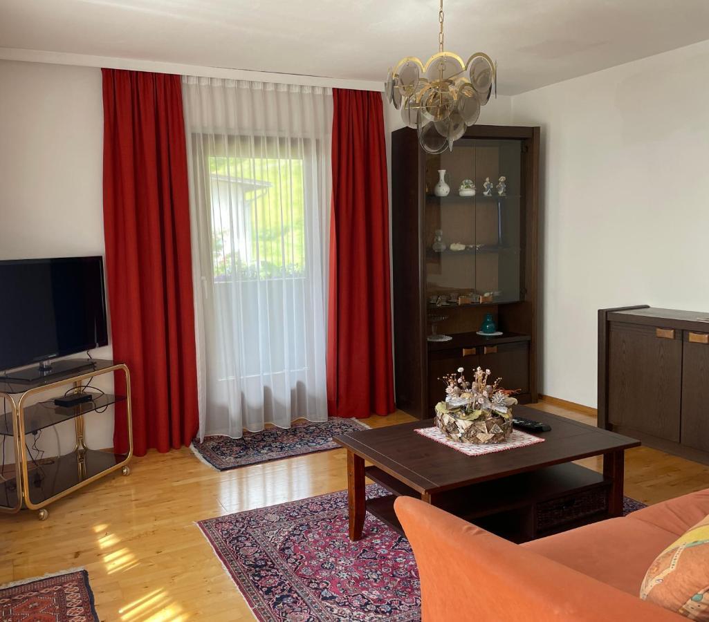 ניוסטיפט אים סטובאיטל Ferienwohnung Zita Weber מראה חיצוני תמונה
